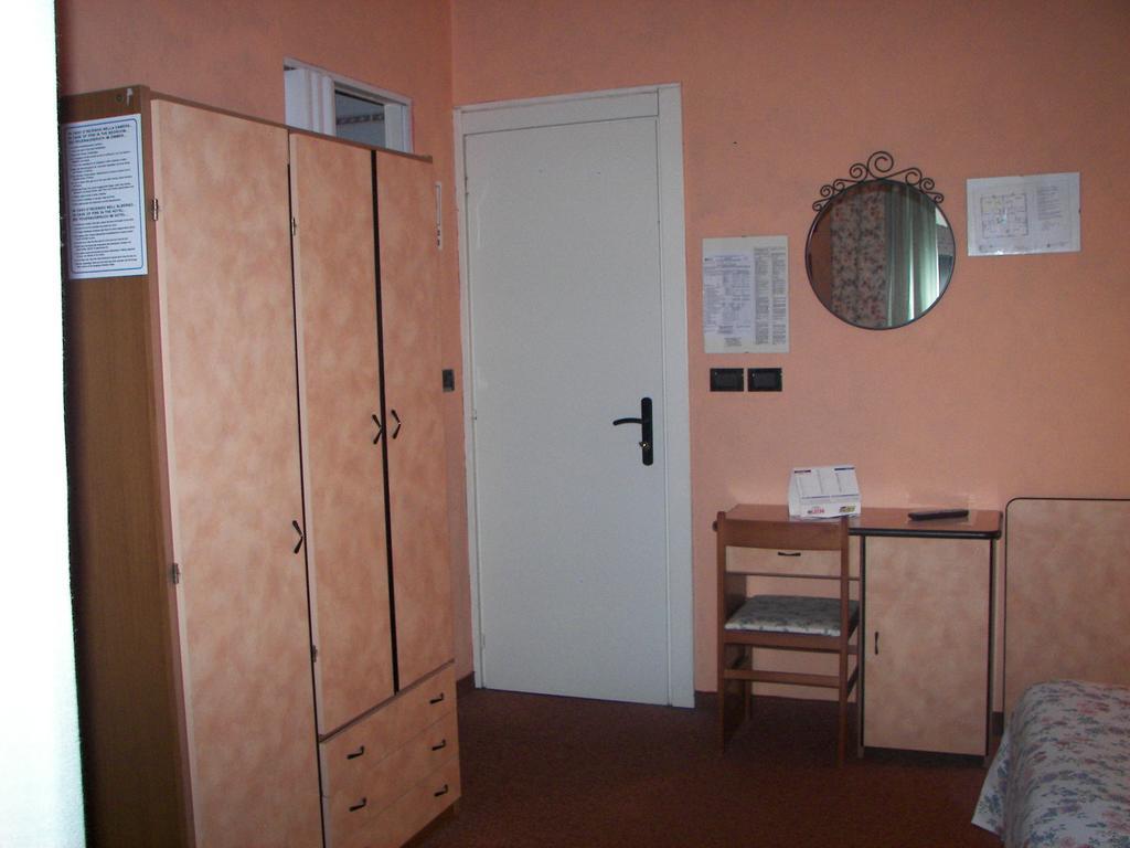 Albergo Sangrila Lanzo Torinese Room photo